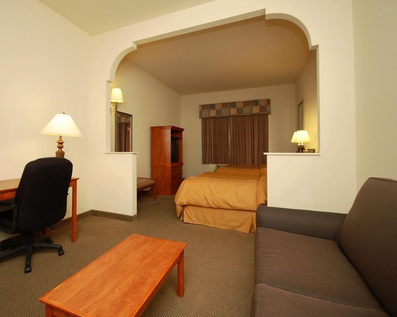 Comfort Suites Odessa Exterior photo