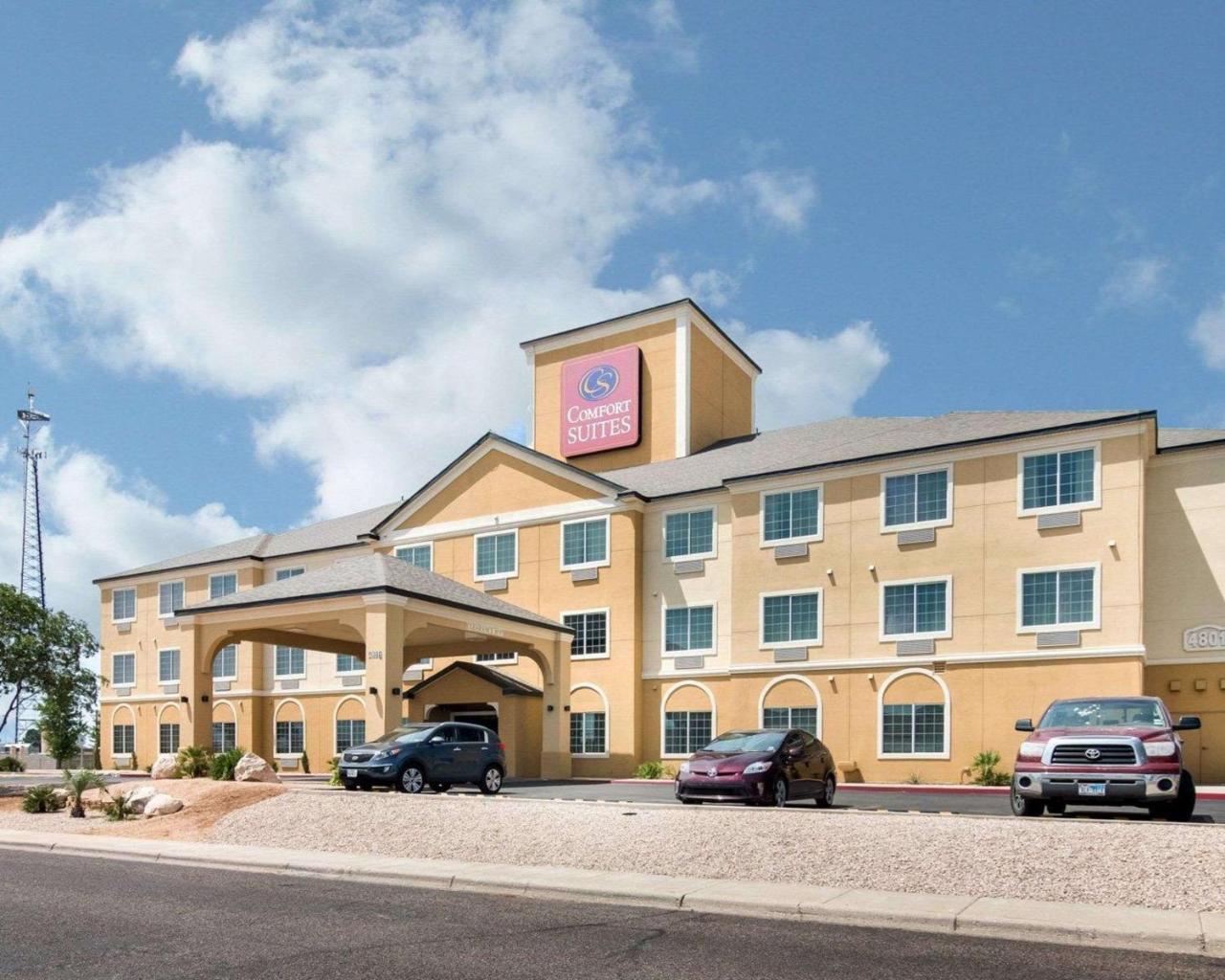 Comfort Suites Odessa Exterior photo