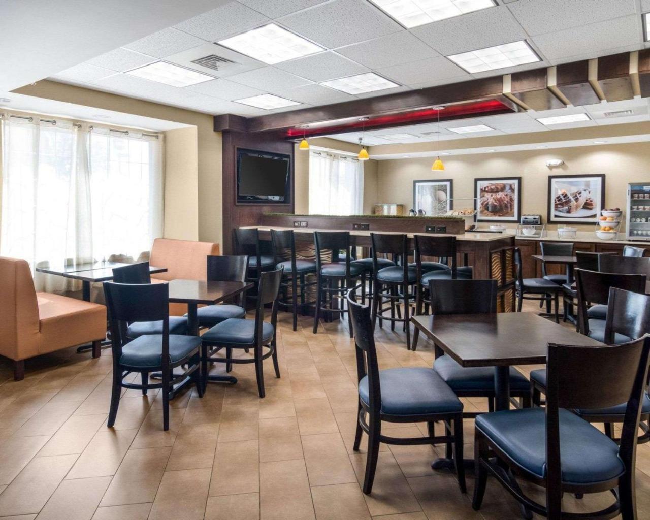 Comfort Suites Odessa Exterior photo